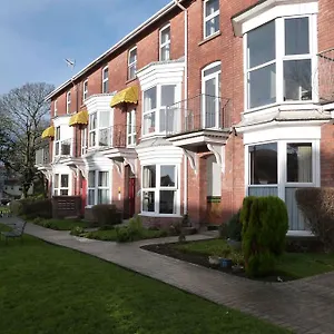 Hurst Dene Bed & Breakfast Swansea